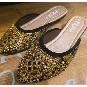 Gold Women Flat Leather Size US 7 Made‎ In Karachi